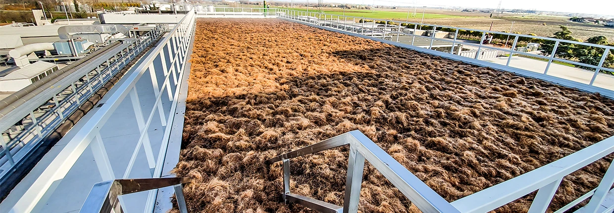 Belflor® Open Biofilter von Störk Umwelttechnik für großflächige, biologische Abluftreinigung in Industrieanlagen